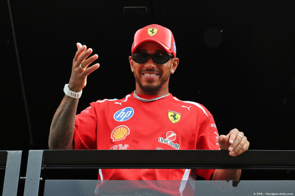 Hamilton peu emballé par le choix de Verstappen de rester chez Red Bull