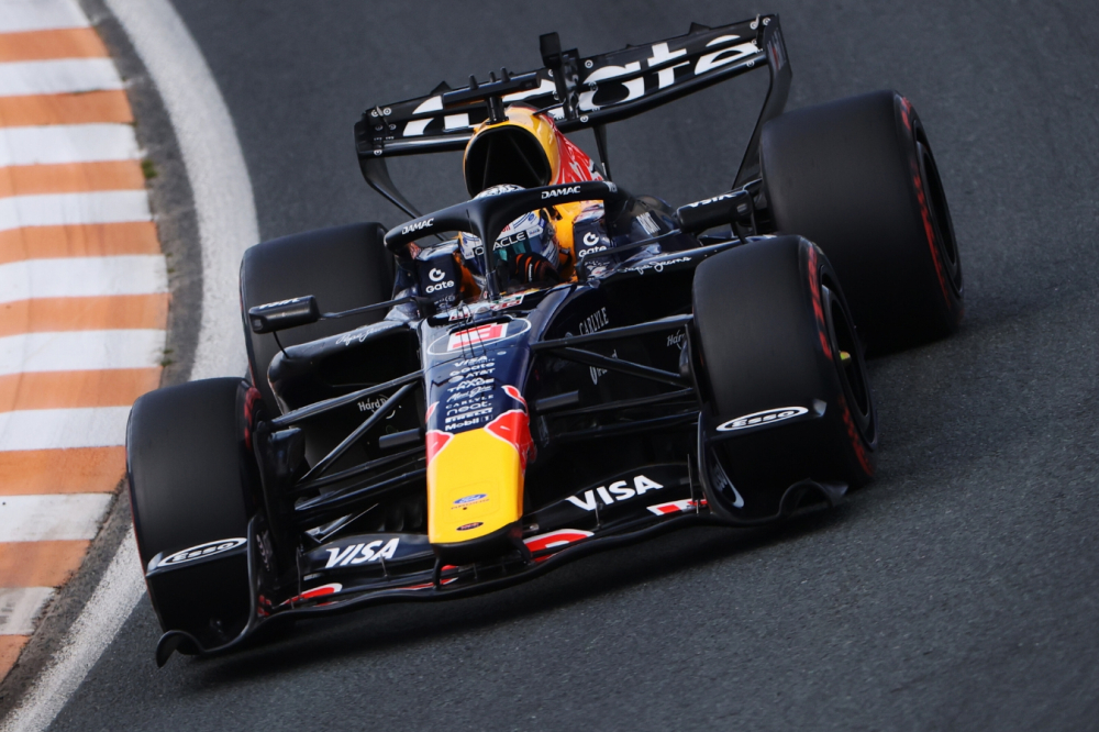 GP des Pays-Bas de F1 : le crash de Max Verstappen en vidéo, il a tapé fort dans le dernier virage