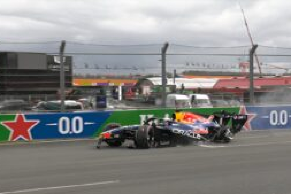 Verstappen abandonne dès le premier tour après un violent crash à Zandvoort