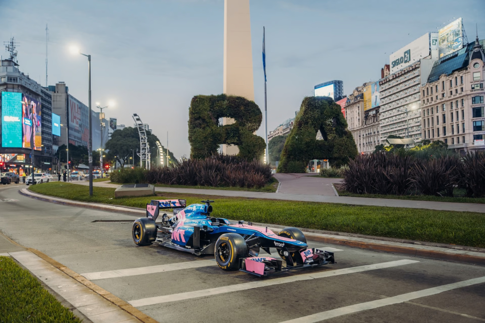 Javier Milei veut ramener la Formule 1 en Argentine en surfant sur l'effet Colapinto