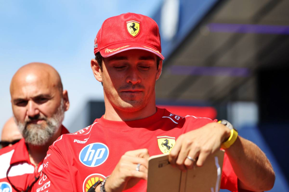 Charles Leclerc confirme la priorité donnée à Hamilton par Ferrari à Monza
