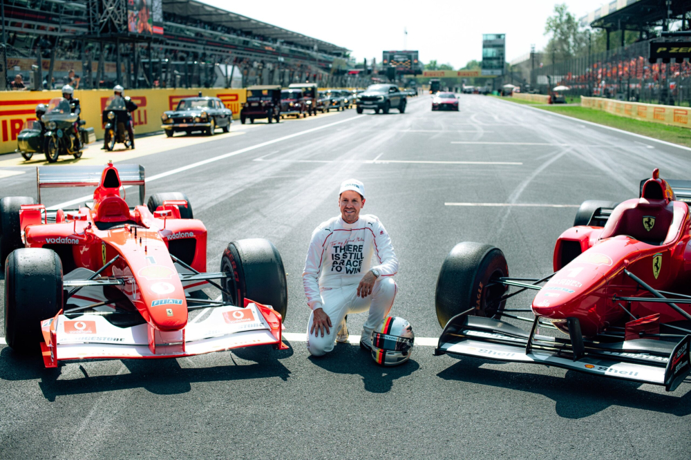 Sebastian Vettel a fait revivre la F2002 de Michael Schumacher à Monza