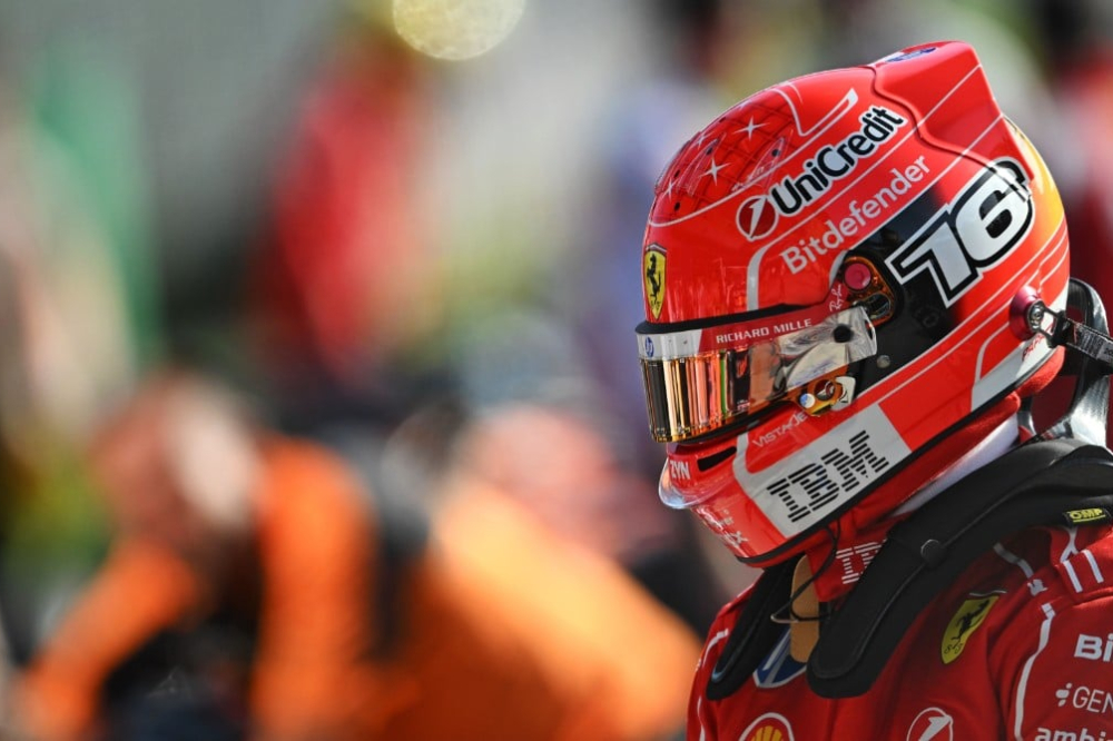Charles Leclerc, des larmes et des accusations en plein direct