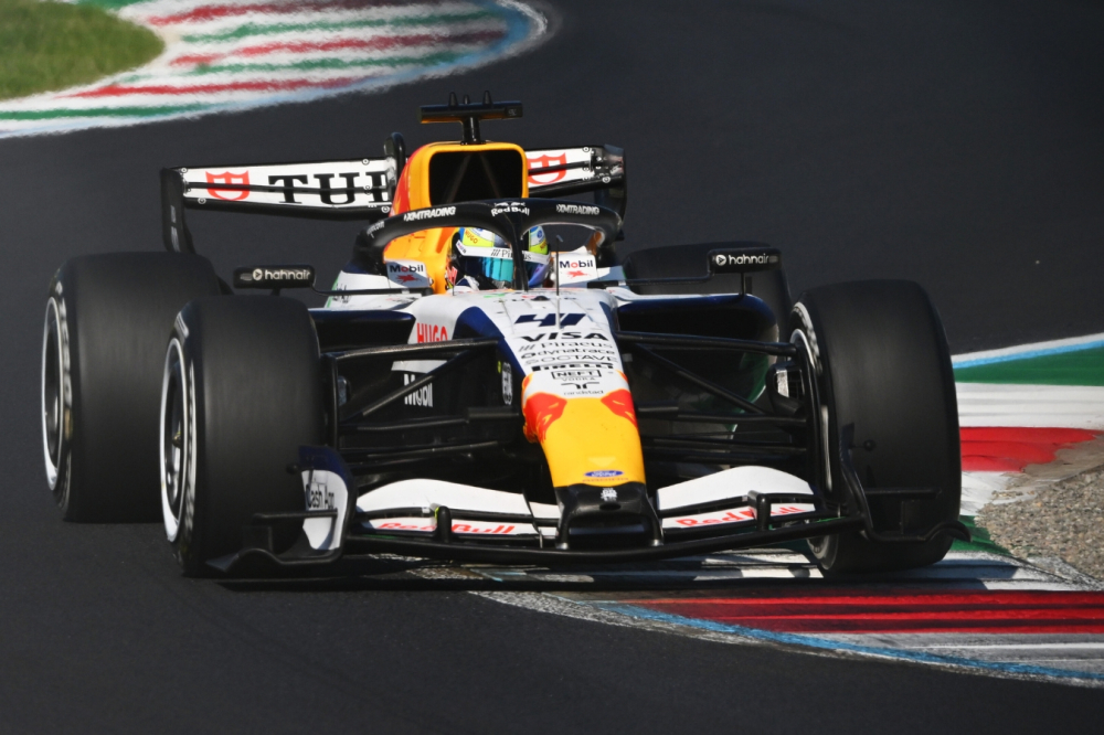 GP d’Espagne de F1 - le crash d’Arvid Lindblad en vidéo : 1er drapeau rouge du week-end sur le Madring
