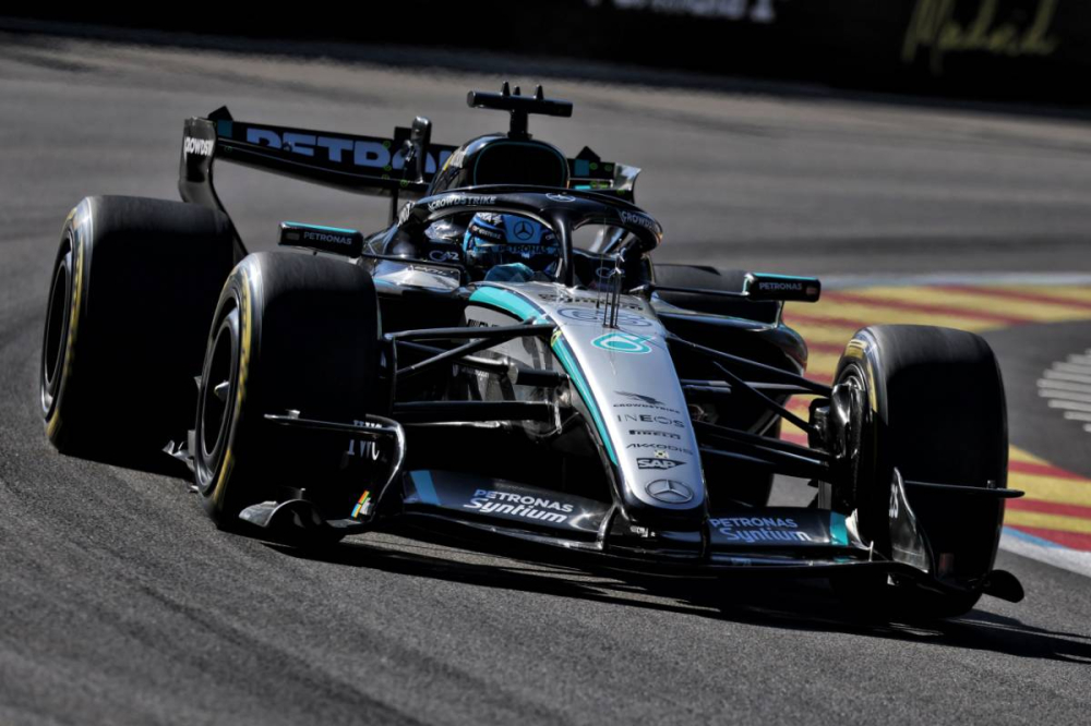 George Russell envisage un changement majeur sur sa Mercedes malgré sa domination à Madrid