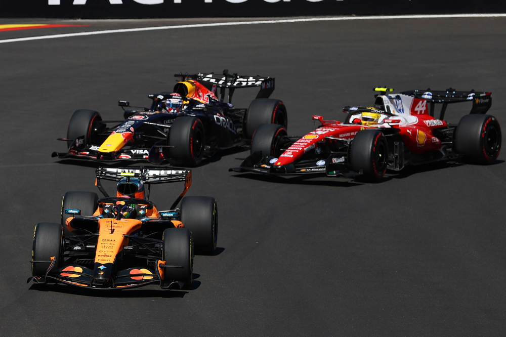 Verstappen n'a pas changé d'avis : c'est Hamilton le coupable !