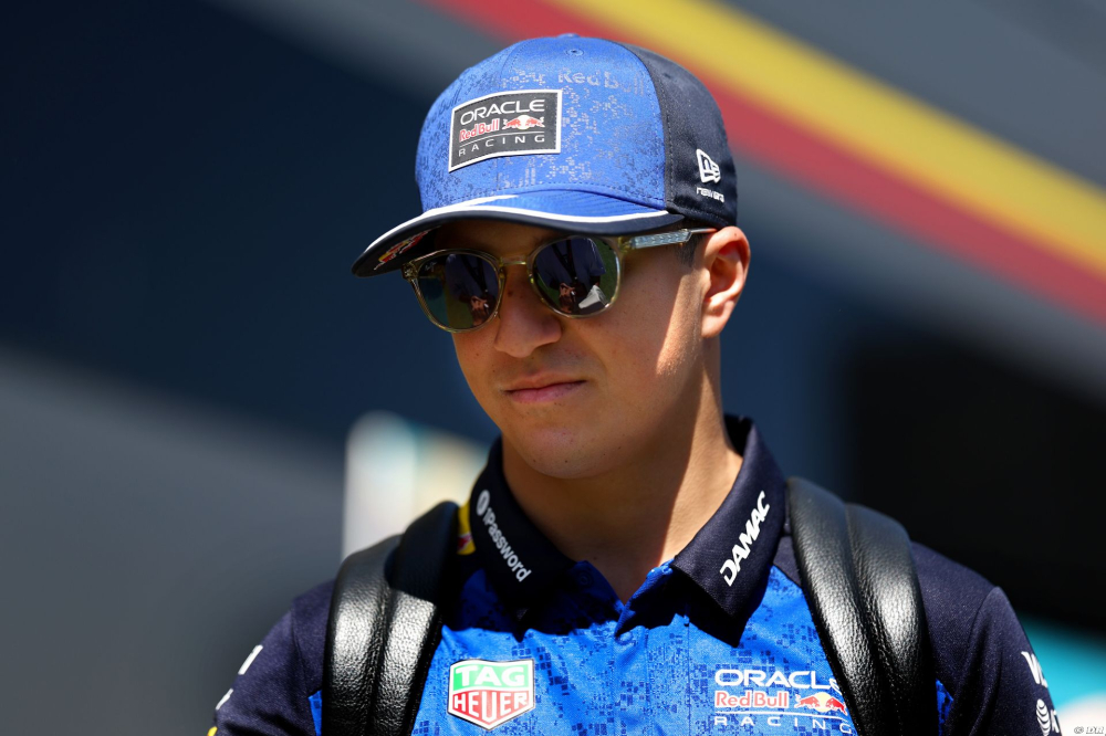 Hadjar joue son retour chez Red Bull avec une dernière évaluation aujourd'hui