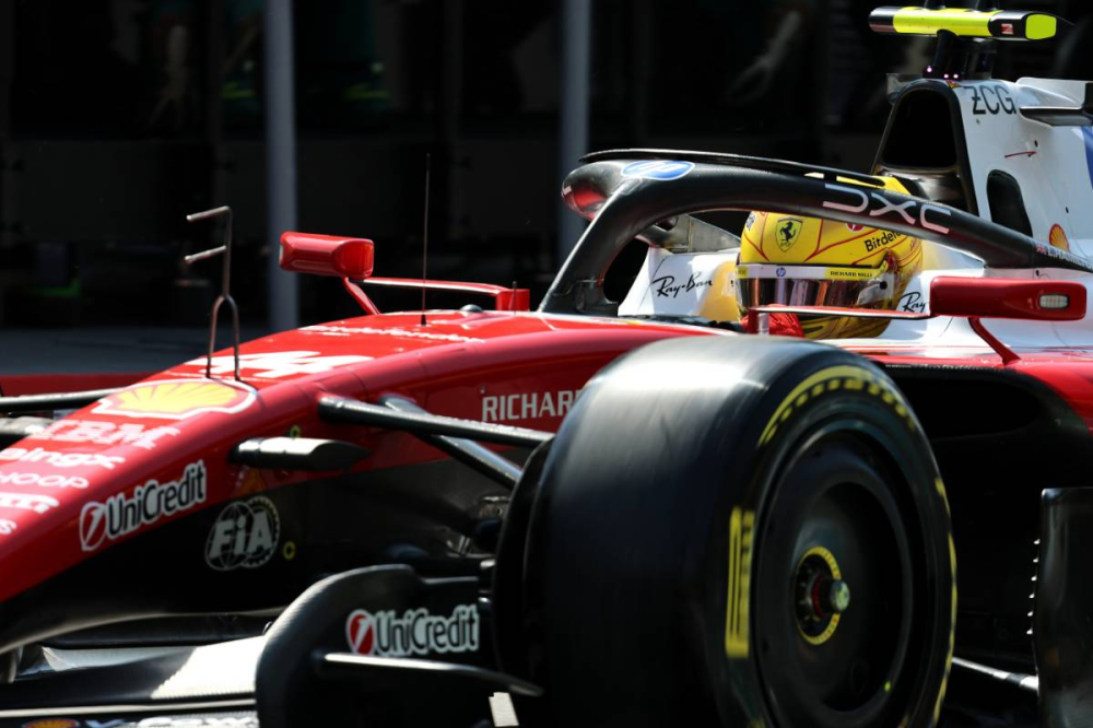 Lewis Hamilton convoqué par les commissaires après une manœuvre 