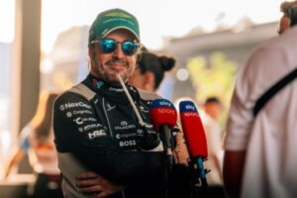 Alonso : les voitures en panne auraient dû être retirées