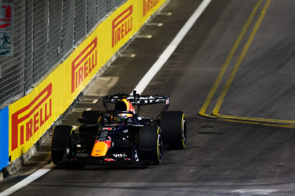 GP de Singapour de F1 : Le classement final de la course Sprint, l'erreur fatale de George Russell, l'abandon d'Isack Hadjar
