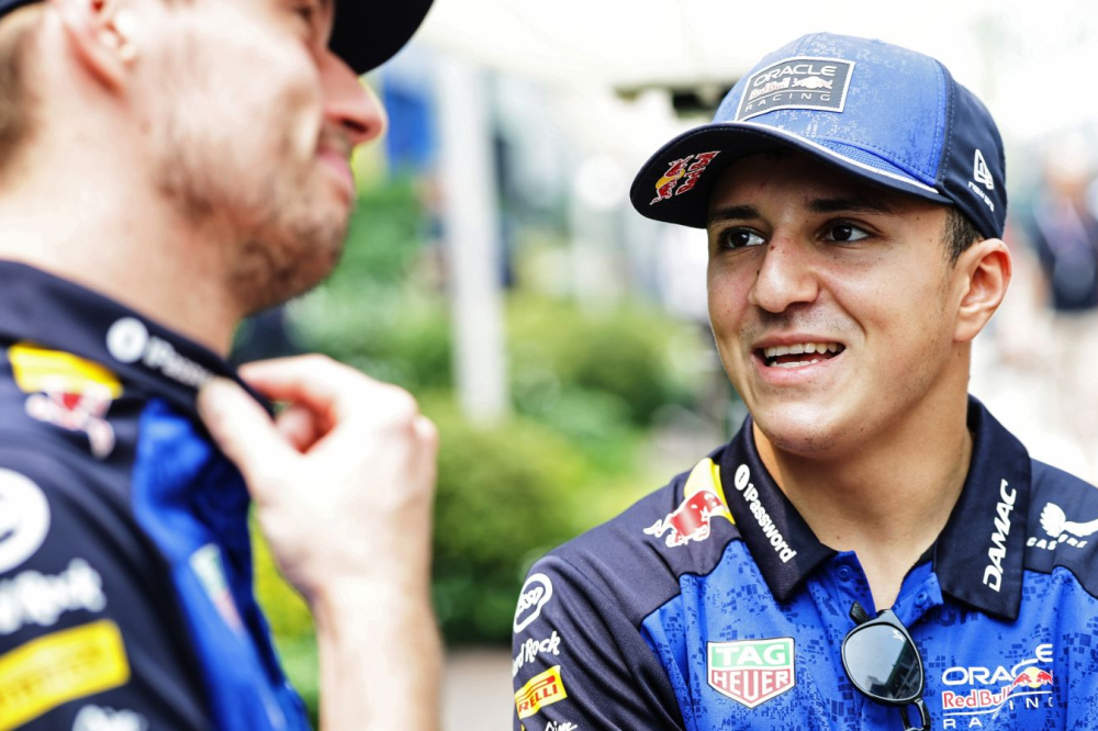 GP de Singapour de F1 - La réaction d'Isack Hadjar à l'arrivée de la course Sprint : 
