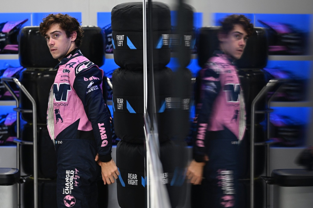 Colapinto appelle ses fans à stopper la haine en ligne : 