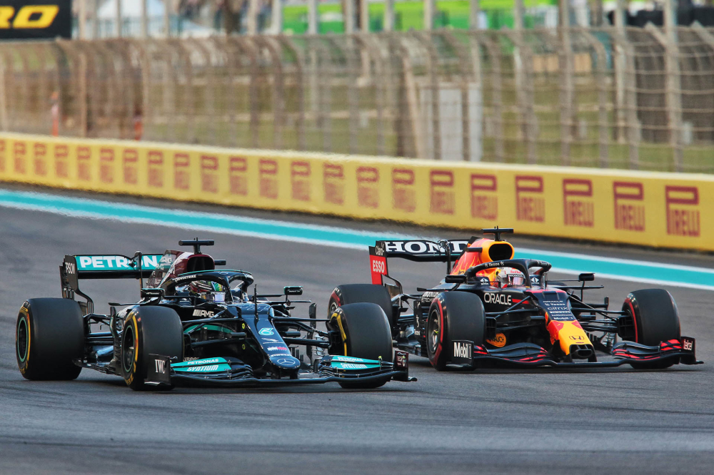 Abu Dhabi 2021 : Horner salue Hamilton mais charge 'la machine médiatique' de Mercedes F1