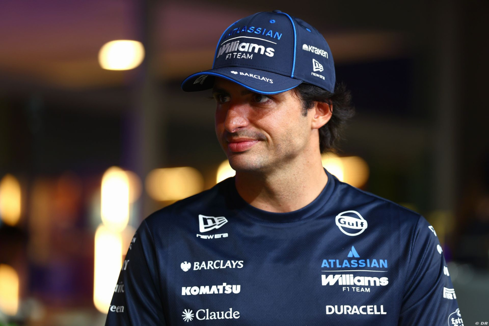 Horner voulait-il réellement recruter Sainz ? Le pilote Williams répond avec ironie