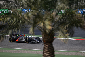 Photo 'Soit ennuyeux, soit complètement fou' : Hülkenberg s'attend à tout pour le premier Grand Prix
