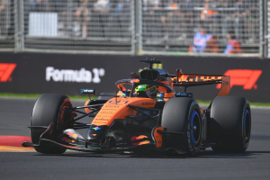 Photo EL2 - Mercedes et McLaren montrent leur vrai visage
