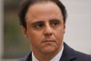 Photo Massa reçoit un premier chèque de la FIA pour le Crashgate