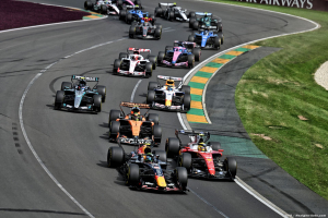 Photo Frustré, Hadjar savait 'dès le premier virage' qu'il n'allait pas finir la course