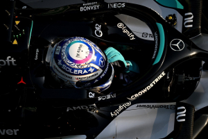 Photo Russell espère que Ferrari ne refera pas le coup du départ