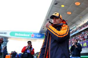 Photo Lando Norris abattu après une première douloureuse en Formule 1