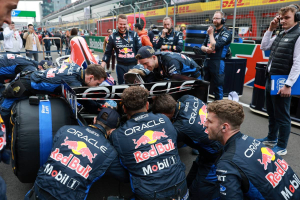 Photo Red Bull révèle la cause de l’abandon surprise de Max Verstappen en Chine