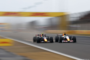 Photo Lawson 'ne s'attendait pas' à terminer septième et félicite Racing Bulls