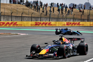 Photo Red Bull promet une réaction après un week-end 'très difficile'