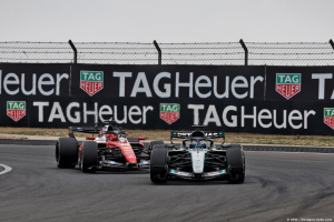 Photo Vasseur admet que Ferrari 'est encore loin' de Mercedes F1