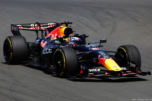 Photo Verstappen accusé d'opportunisme : il se tairait s'il dominait avec Mercedes