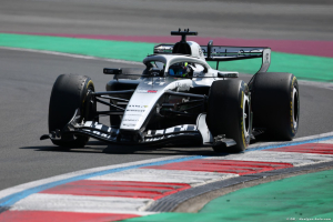 Photo Cadillac F1 de 4 à 2 secondes : Mario Andretti note les progrès rapides