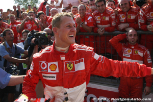 Photo Le soutien à son équipe, la 'grande différence' entre Verstappen et Schumacher ?