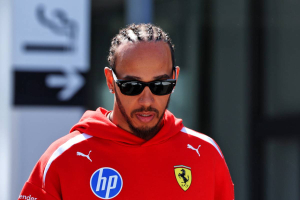 Photo Lewis Hamilton blanchi après l’incident avec Verstappen : le témoignage décisif