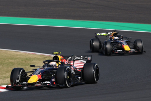Photo Verstappen déplore une hémorragie de temps pour Red Bull dans le premier secteur