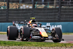 Photo Hadjar impressionne déjà : Red Bull tient enfin son joker aux côtés de Verstappen