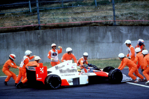 Photo Suzuka 1989 : le jour où McLaren F1 a tout perdu dans le clash entre Prost et Senna
