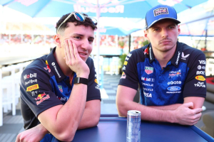 Photo Max Verstappen a bien limité les dégâts, mais Isack Hadjar a sombré à Suzuka