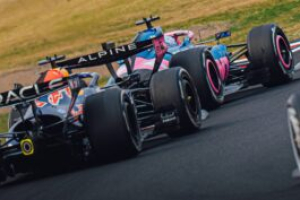 Photo Gasly savoure son exploit, Verstappen dénonce une F1 « absurde »