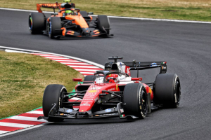 Photo Ferrari prêt à frapper fort ? Une surprise majeure redoutée face à McLaren à Miami