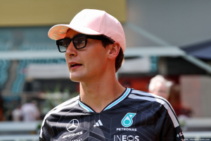 Photo Russell est 'surpris' de voir les rivales de Mercedes F1 amener des évolutions à Miami