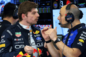 Photo Max Verstappen lâche prise : il valide le départ de Lambiase sans détour