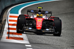 Photo Ferrari confirme le maintien de son aileron arrière 'macarena' après des Libres concluants
