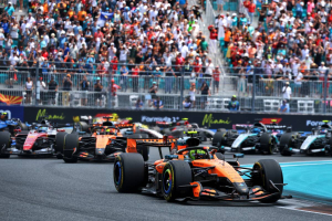 Photo McLaren assomme la concurrence à Miami : doublé autoritaire et Norris intouchable