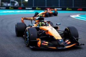 Photo Retour aux affaires de McLaren qui assure le doublé en Sprint à Miami