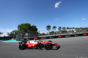 Photo Hamilton satisfait des progrès de sa Ferrari après les qualifications