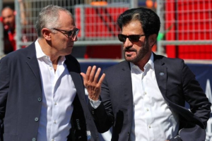 Photo Retour aux V8 : Ben Sulayem enfonce le clou