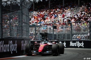 Photo Leclerc inquiet après la chute de performance de Ferrari à Miami