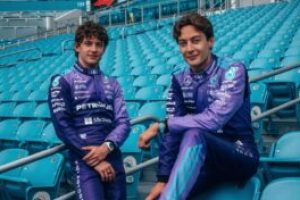 Photo Un mystérieux réglage d’Antonelli intrigue Russell chez Mercedes