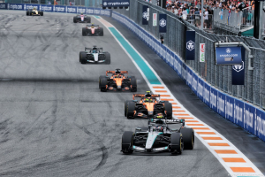 Photo McLaren analyse les 'changements dans la hiérarchie' perçus à Miami