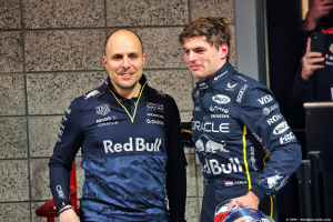 Photo Un ingénieur de course est aussi le 'psychologue' du pilote de F1
