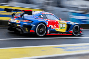 Photo Max Verstappen provoque un phénomène historique avant les 24 Heures du Nürburgring